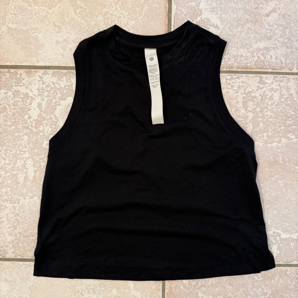lululemon cropped Black Tank Top